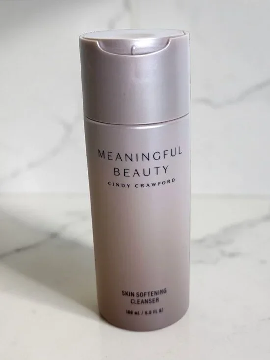 Meaningful Beauty Cleanser Skin Softening Cleanser Cindy Crawford 6 OZ /180 ml - Picture 1 of 2